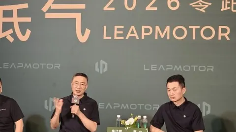 马力欧卡丁车8豪华版 2版本更新：独家8人分屏对战体验攻略